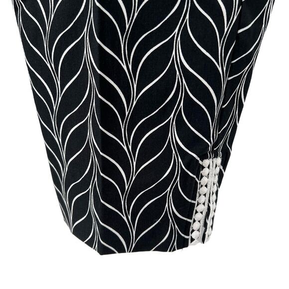 NEW NWT Chicos Perfect Stretch Sz 1.5 US 10 Medium/Large Josie Slim Capri Pants - Picture 4 of 10